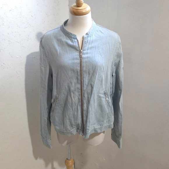 BCBGMaxAzria Light Blue Jacket - Picture 1 of 9